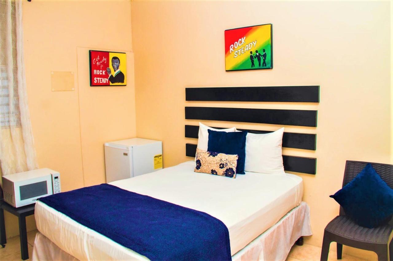 Eventuality B&B New Кингстон Экстерьер фото